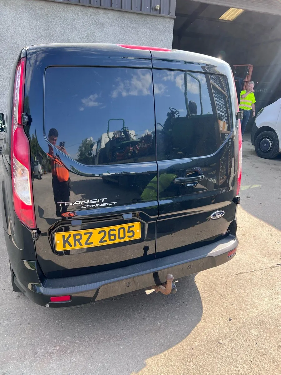 Ford Transit Connect - Image 4