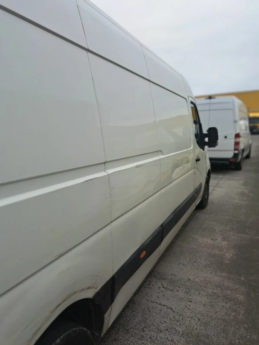 Renault Master 2015 - Image 4
