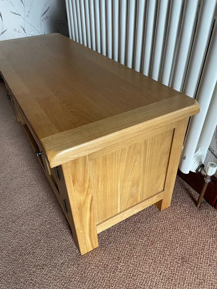 Solid oak tv unit - Image 3