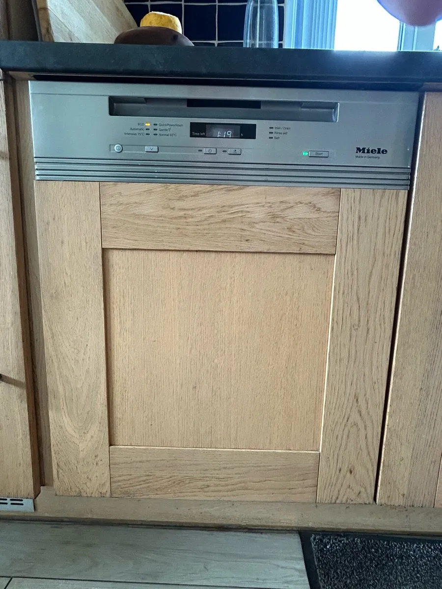 Miele dishwasher - Image 1