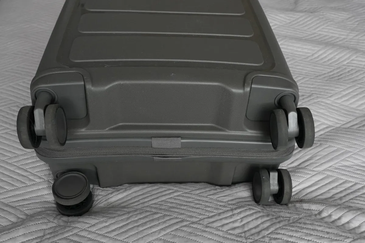 Tripp Travel Dusky Suitcase - Image 2
