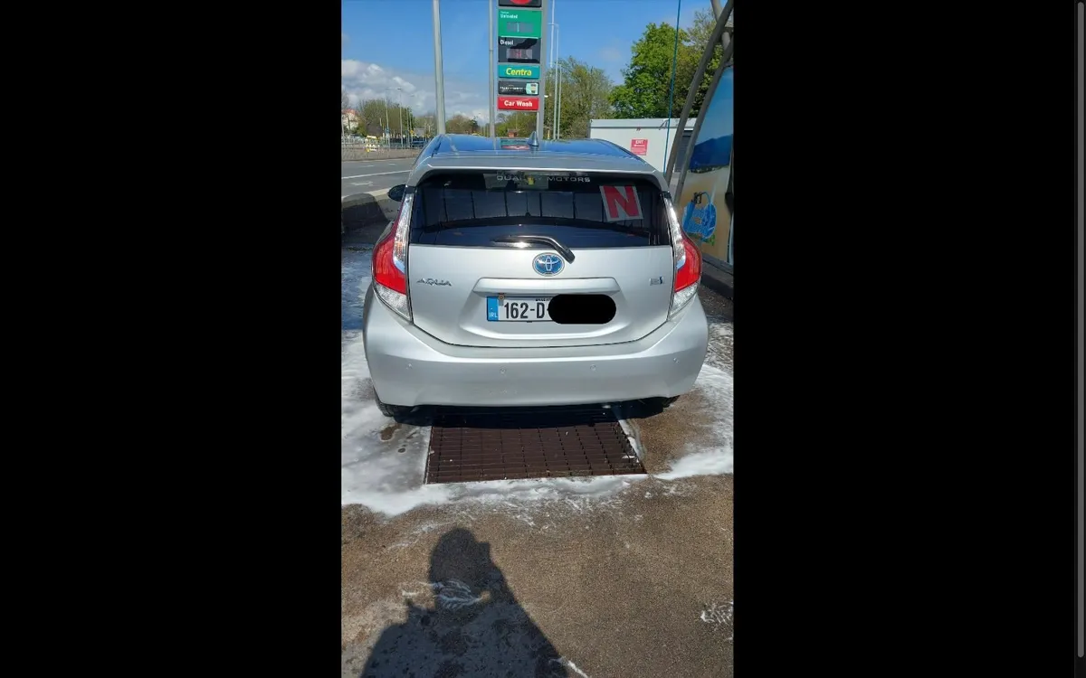 Toyota Aqua 2016 - Image 3