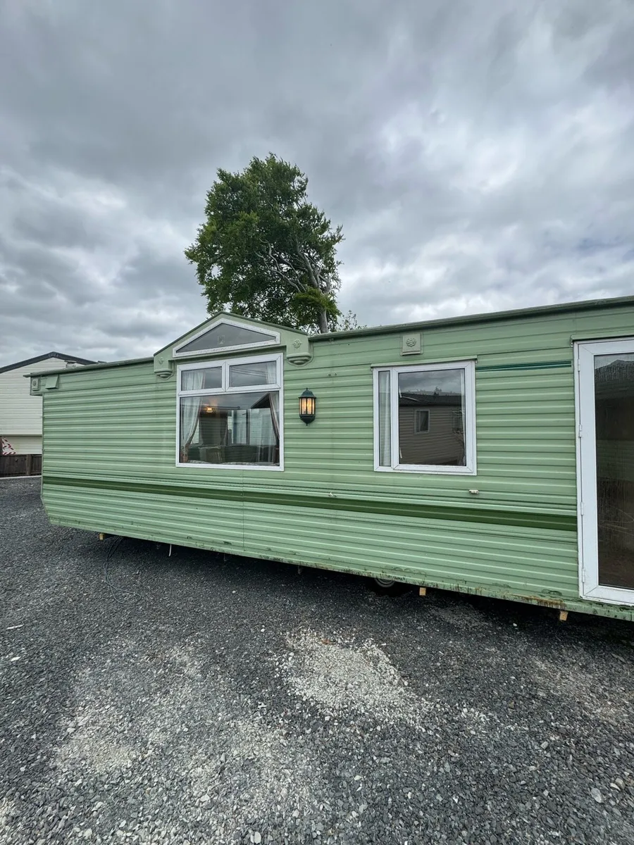 Willerby The Granada 32x12 - Image 2