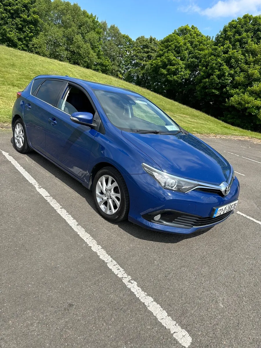 2017 Toyota auris 1.6 diesel nct 04/27 - Image 1