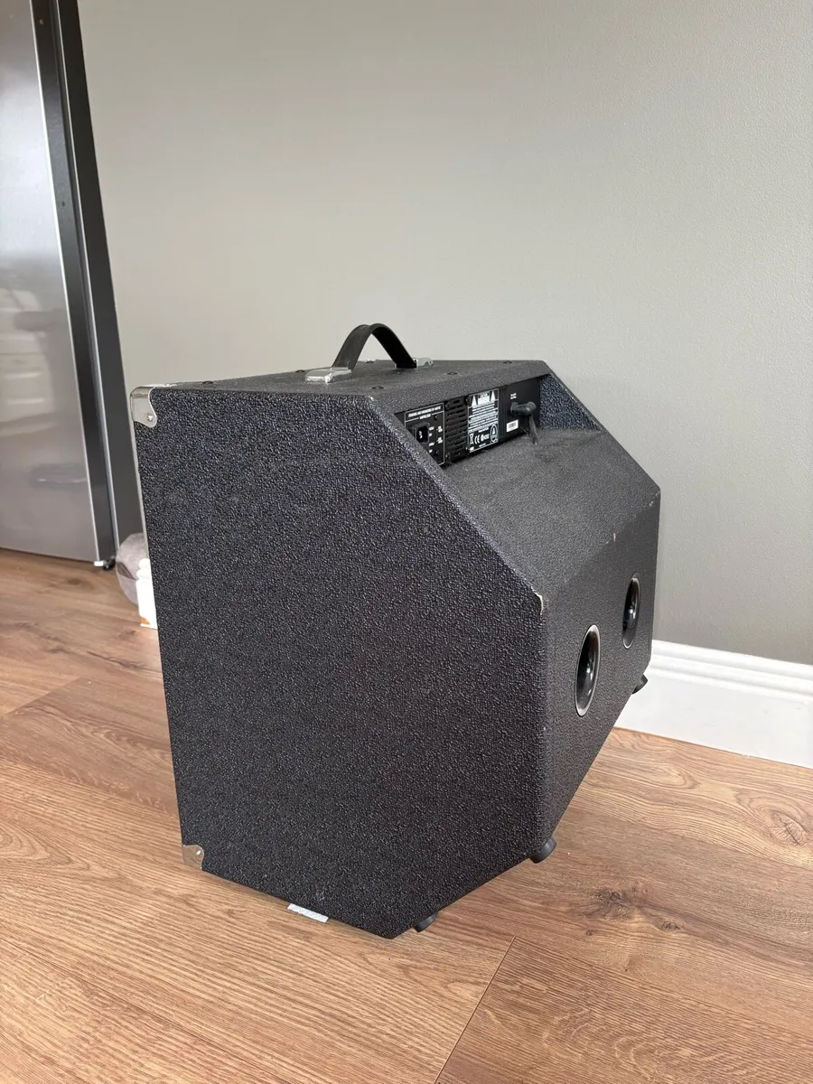 Hartlke KB15 500W Kickback Bass Combo - Image 4