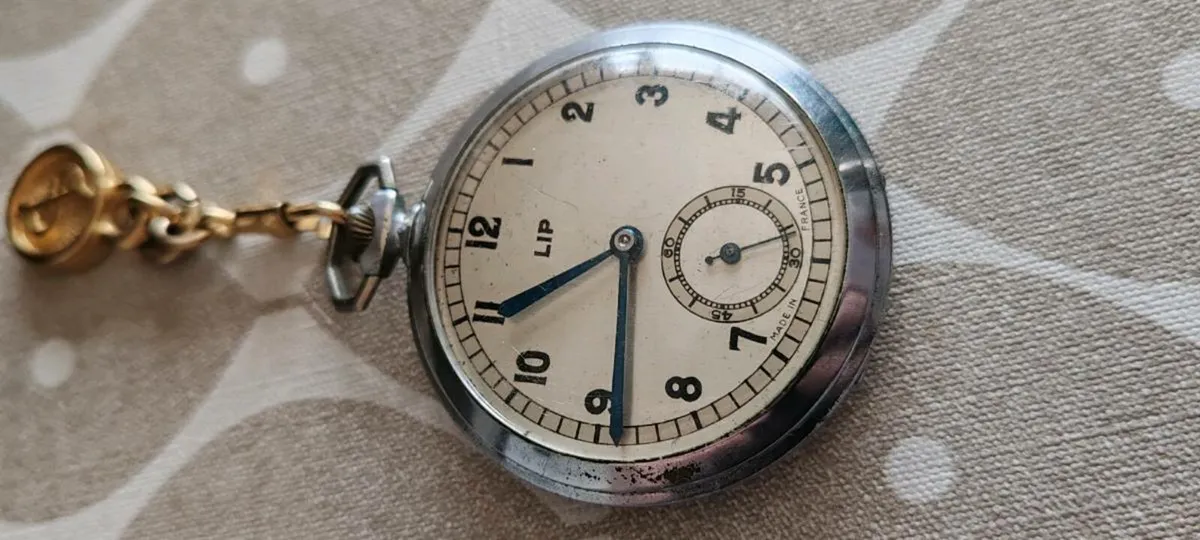 Vintage pocket watch with fob - Image 3
