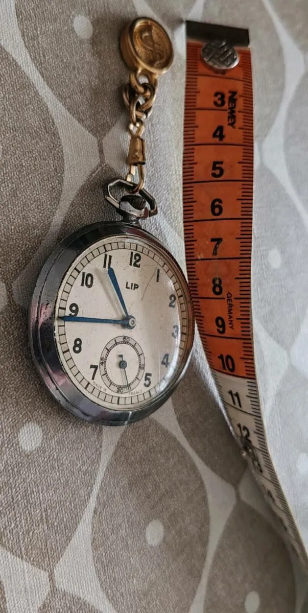Vintage pocket watch with fob - Image 4