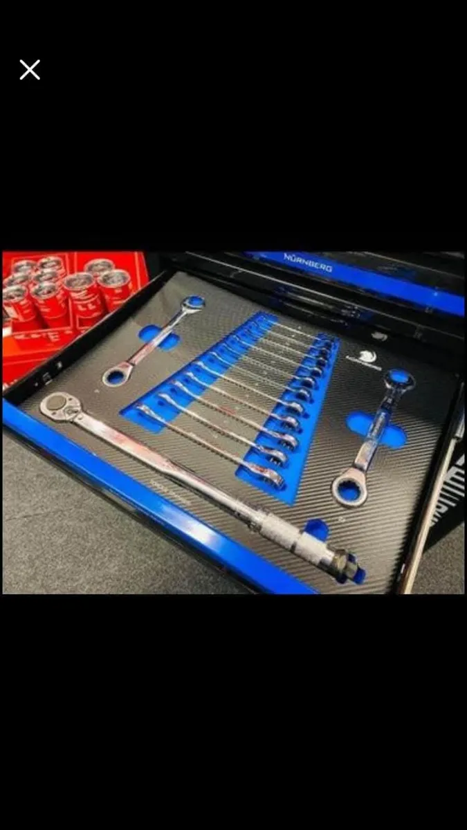New German toolbox free delivery - Image 4