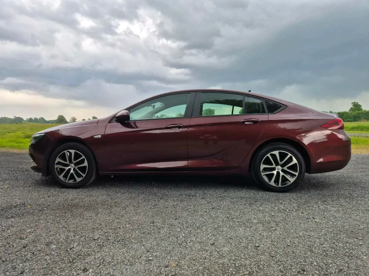 Opel Insignia 2021 1.6 Diesel Grand sport sc - Image 4