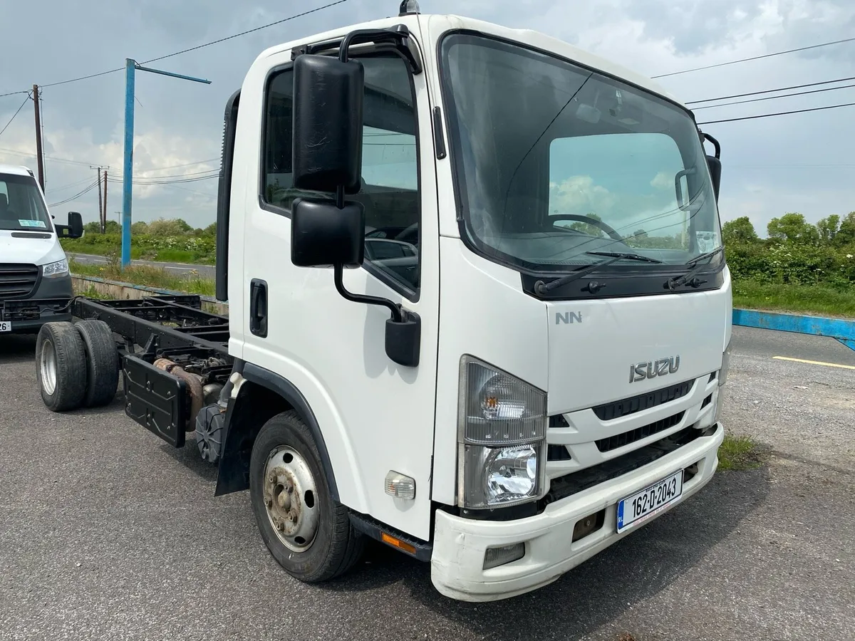 Isuzu NNR 3.5 T manual - Image 1
