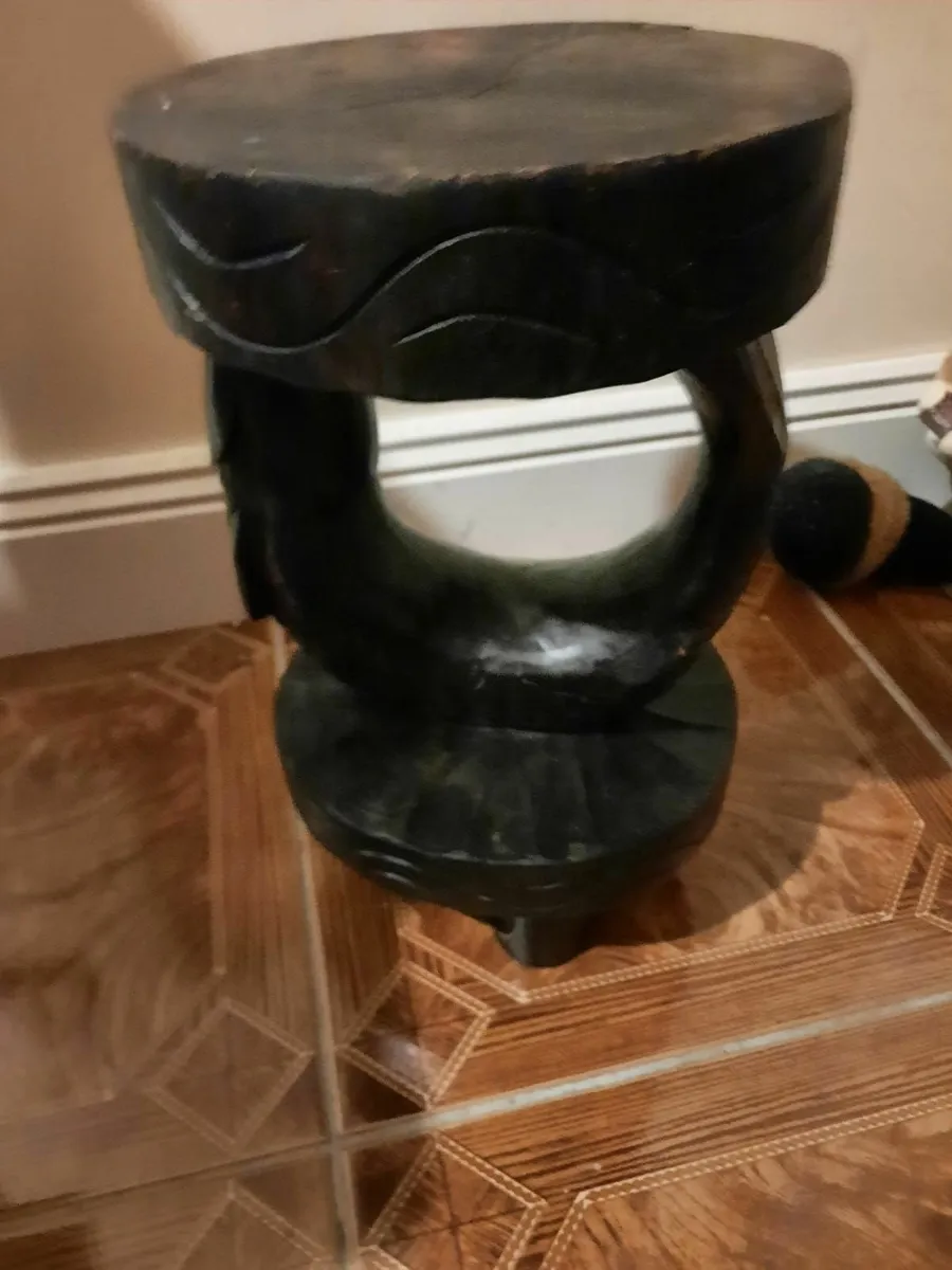 Antique stool - Image 1