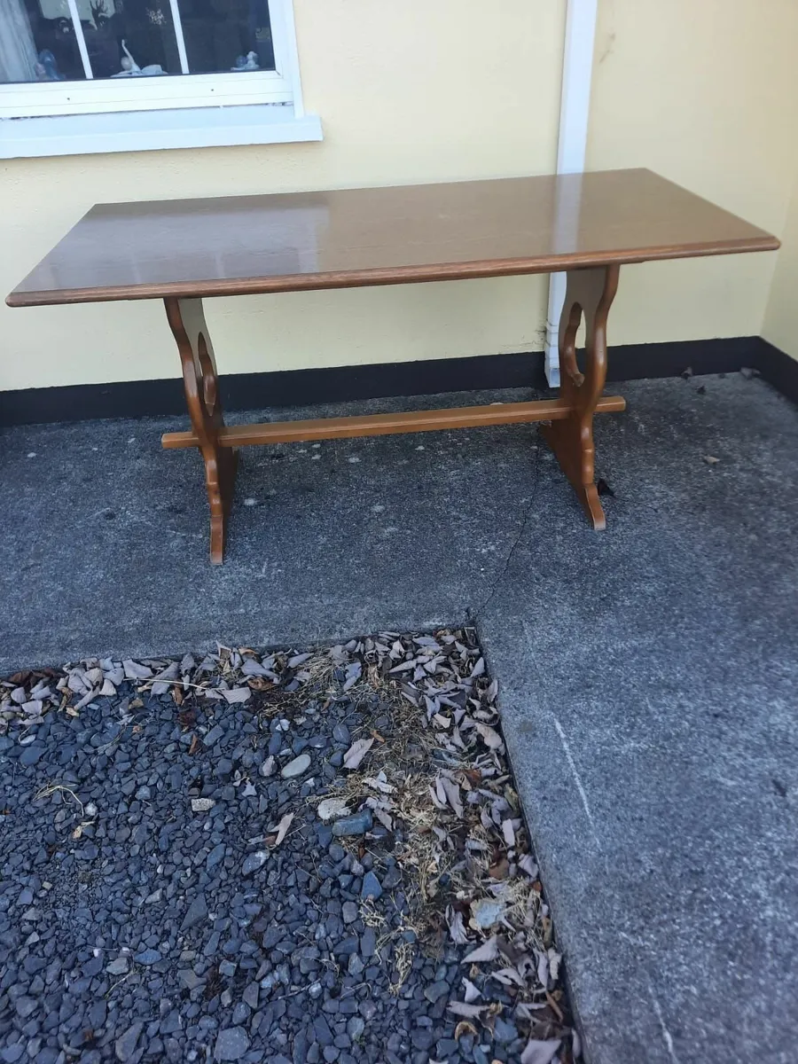 Kitchen table - Image 4