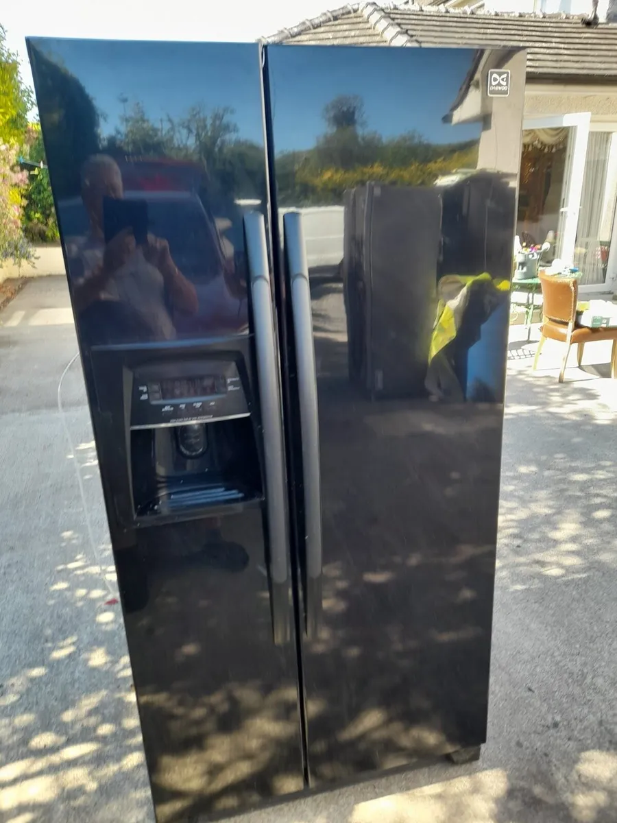 American style fridge freezer - Image 1