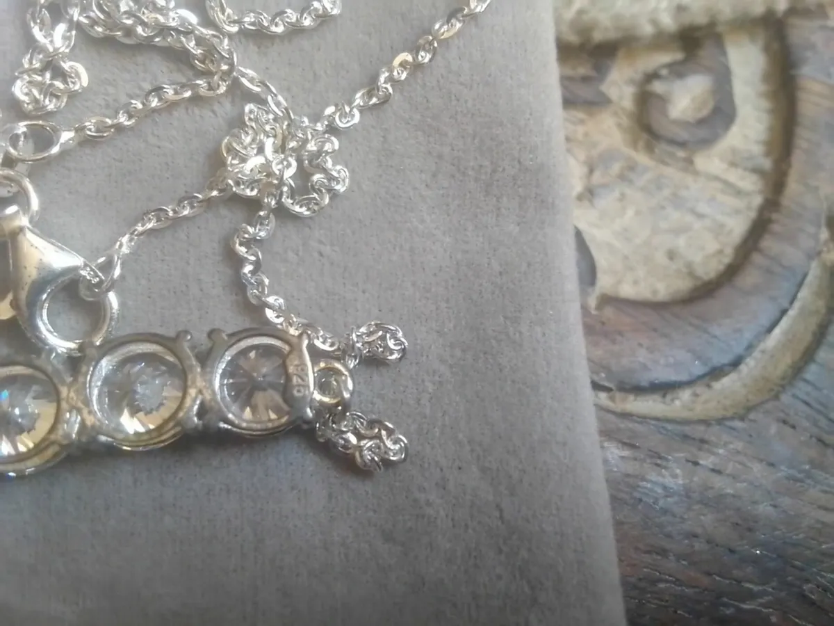 STG SILVER SWAROVSKI  7 ROW PENDANT  19 " NEW - Image 3
