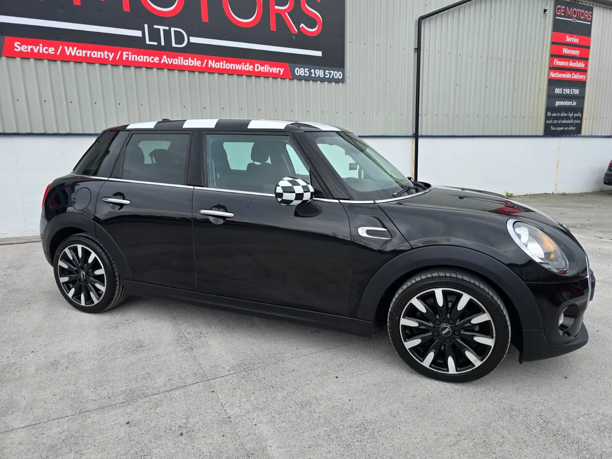 2015 MINI COOPER D - Image 3