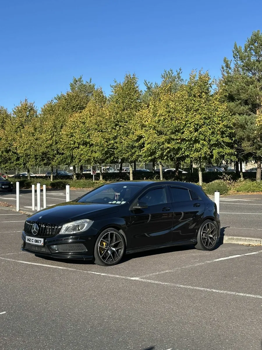Mercedes A180 AMG Line Sport - Image 3