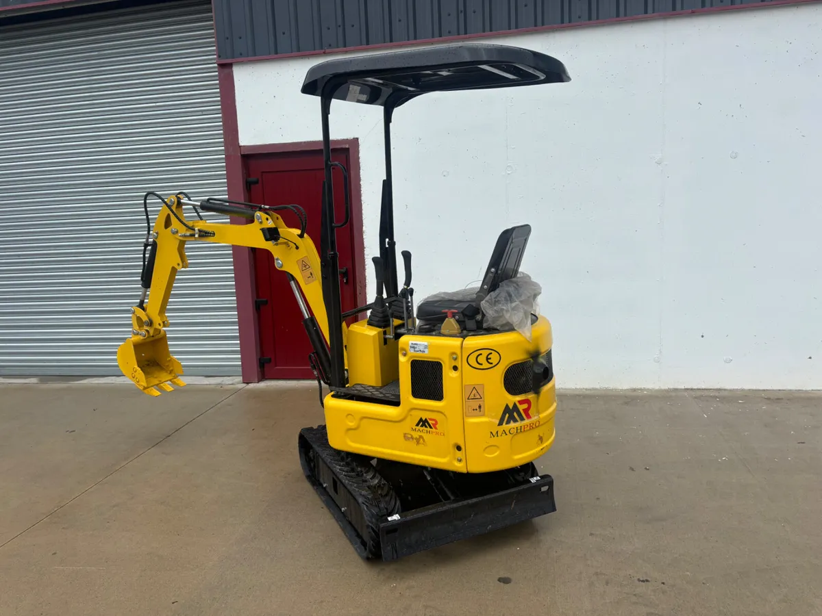 New 1 ton digger - Image 1