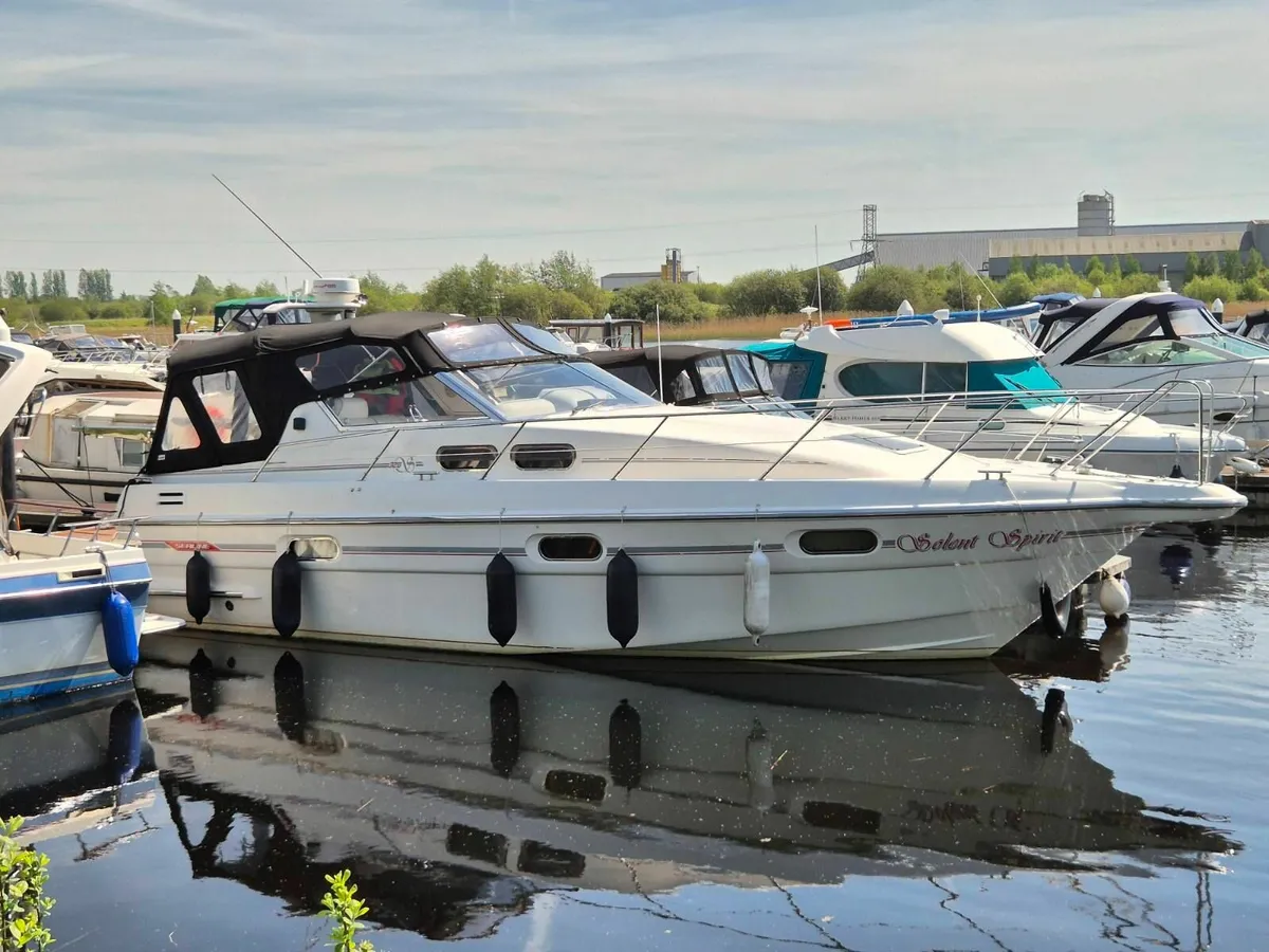 Sealine 328 Sovereign Sport Cruiser - Image 1
