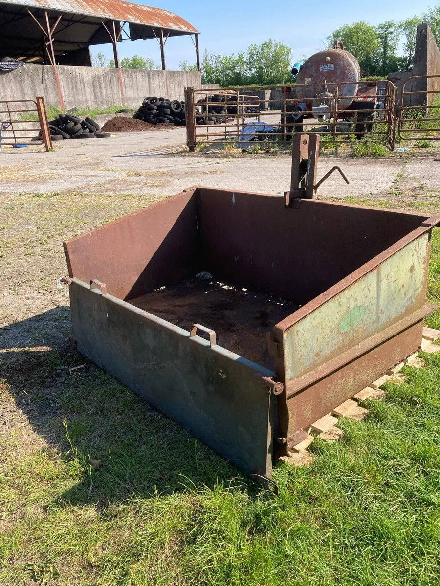 Transport Box for Tractor - Image 3