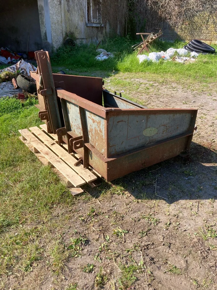 Transport Box for Tractor - Image 4