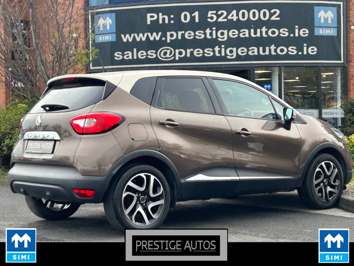Renault Captur 1.2 PETROL INTENCE 2 TONE AUTO *CAR - Image 4