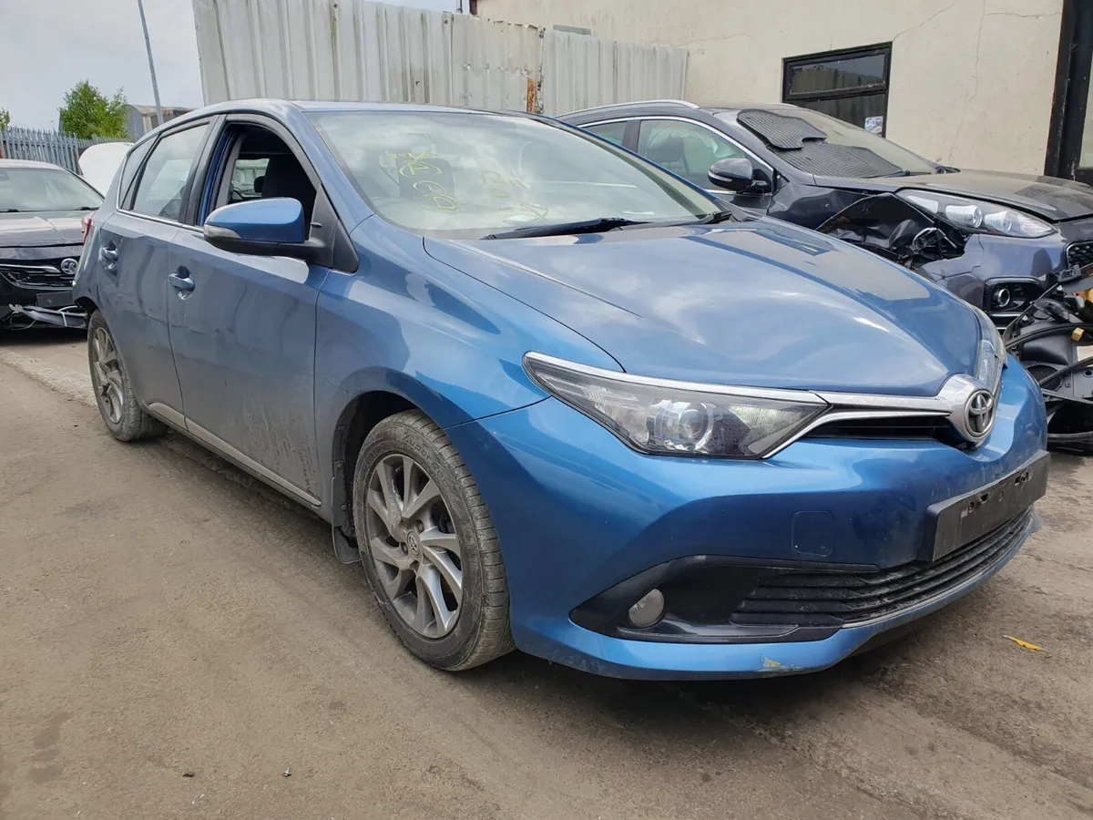 16 TOYOTA AURIS  1.6 D-4D (N47) FOR BREAKING - Image 2