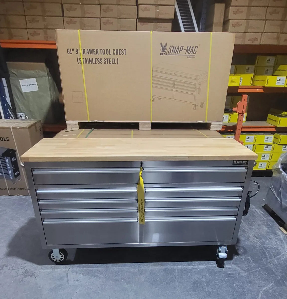 61" TOOL BOX WITH POWER UNIT - Image 1