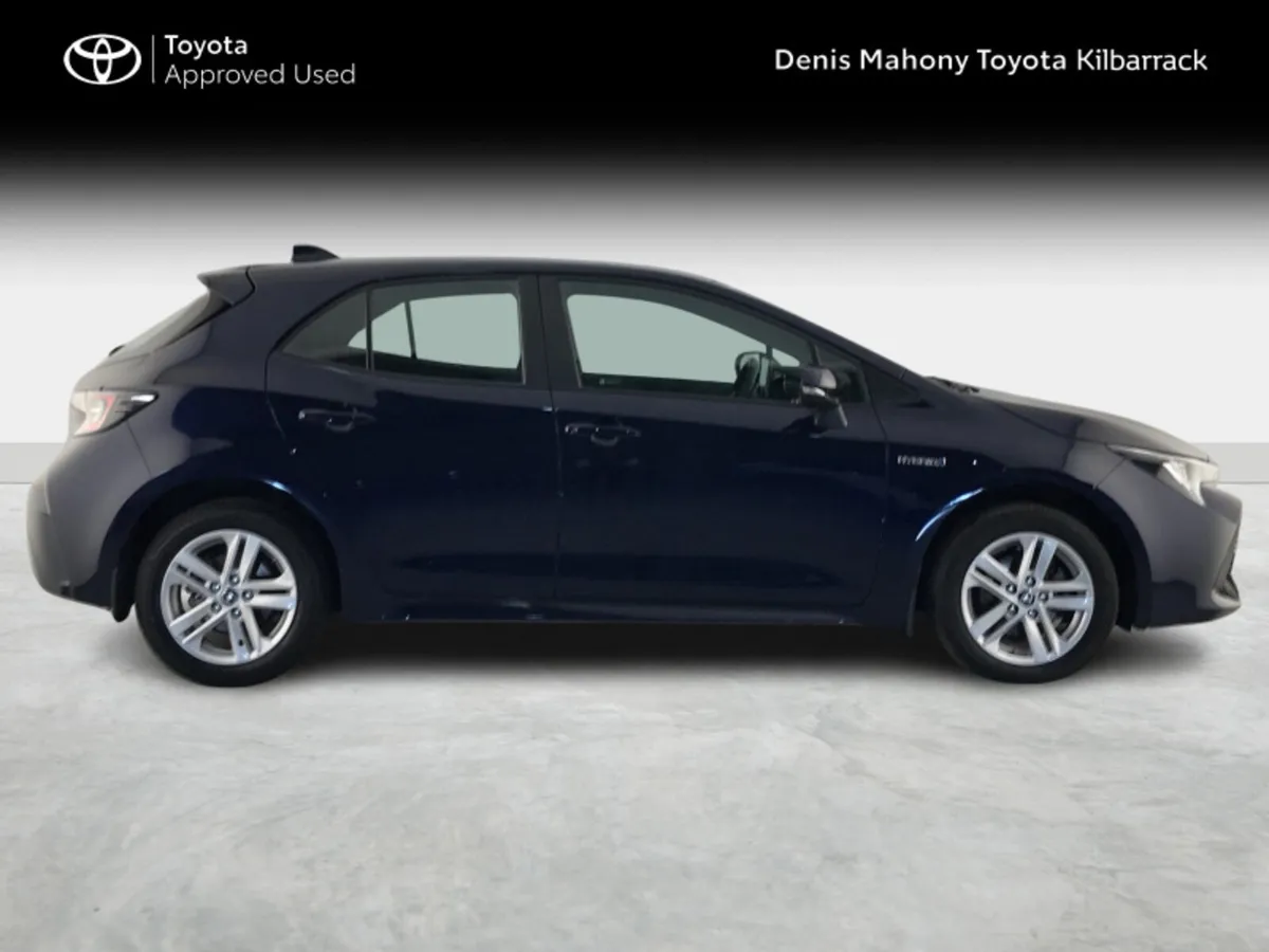 Toyota Corolla HYBRID LUNA H/B 4DR AUTO - Image 3