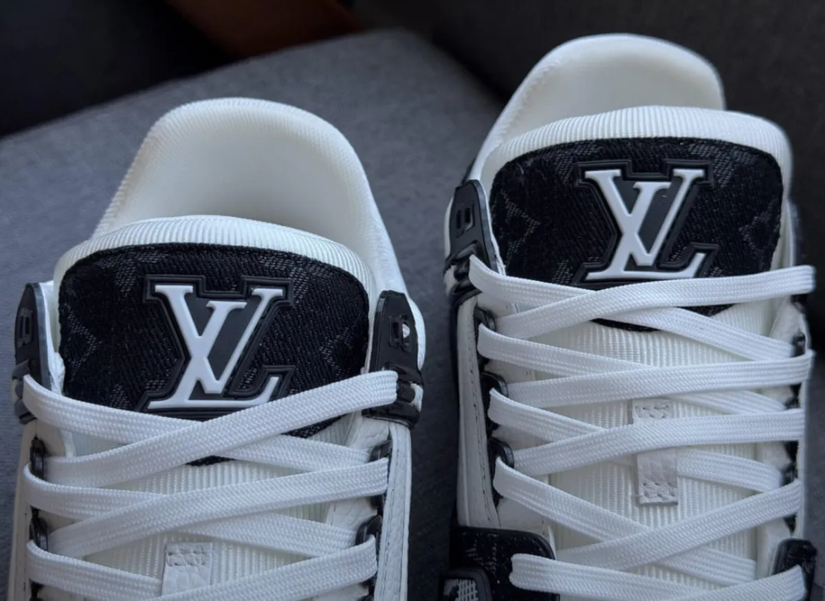 Lv trainers - Image 4