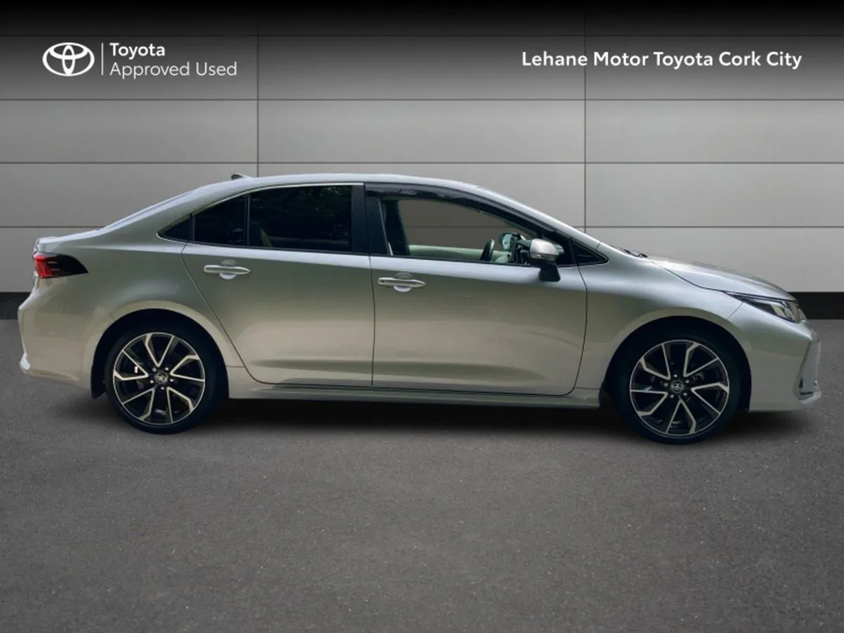 Toyota Corolla SOL Saloon 4DR Auto Hybrid - Image 3