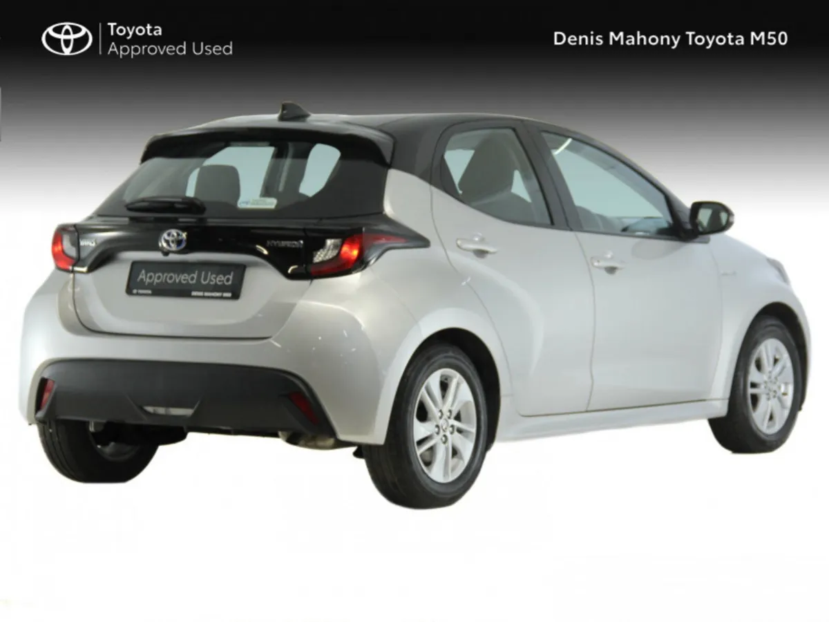 Toyota Yaris Hybrid Luna Hatchback Auto - Image 2