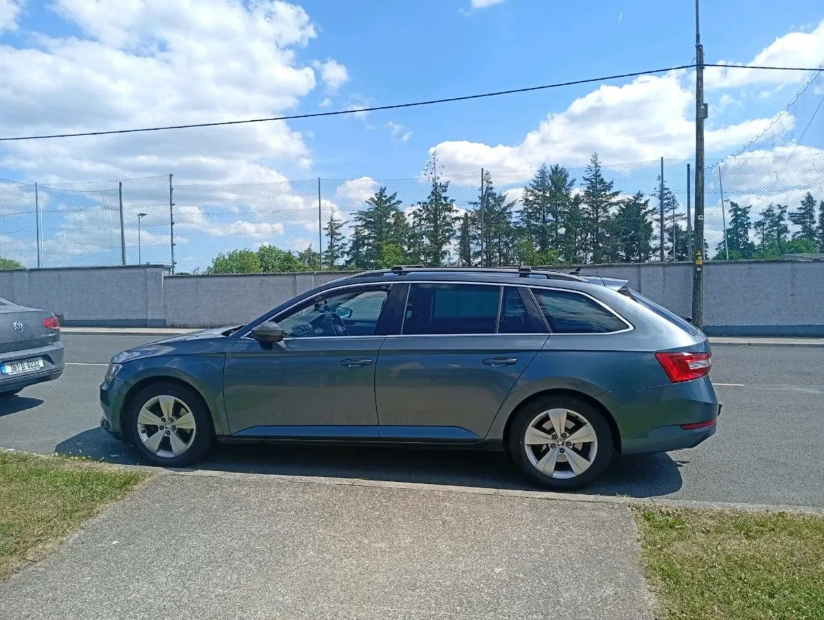 Skoda Superb diesel estate 2l - Image 1