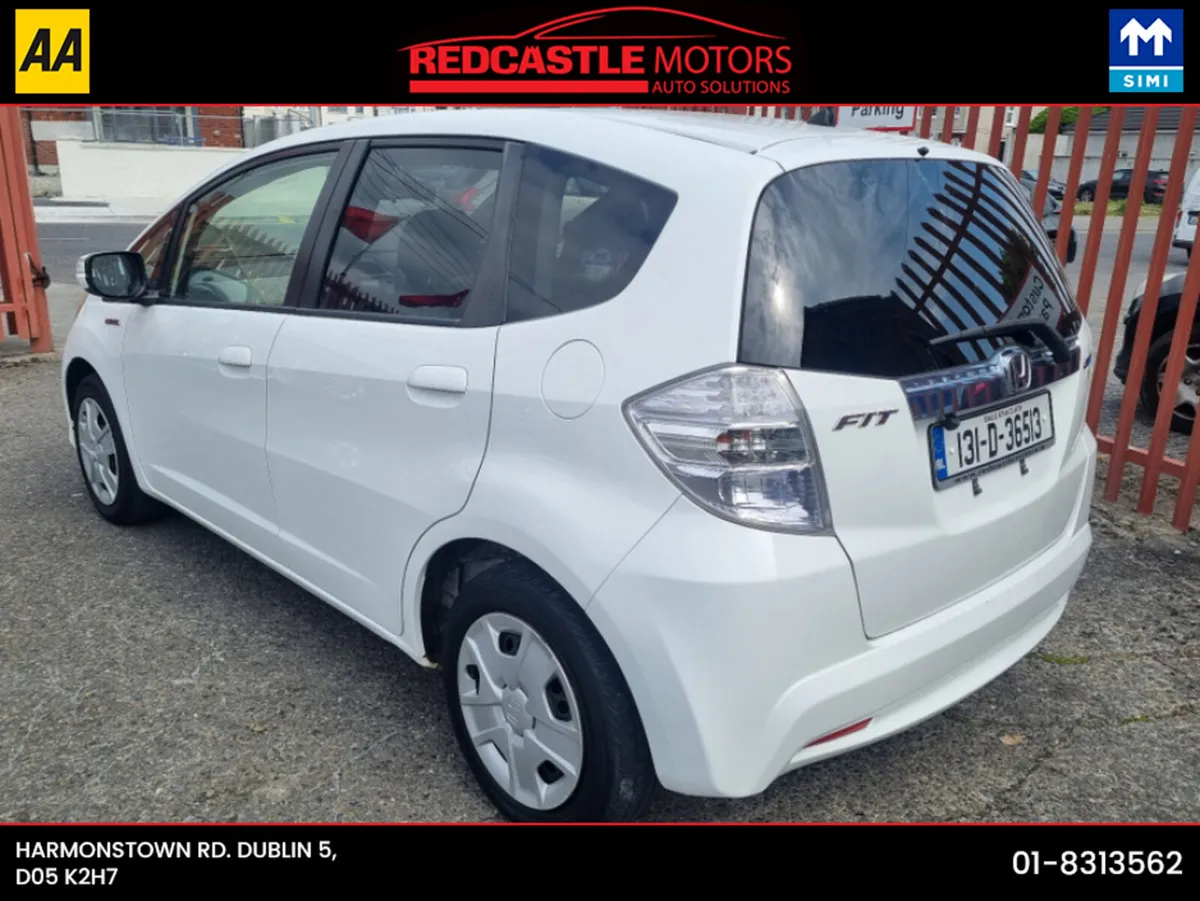 Honda Jazz HYBRID 5DR (NCT 09-25) - Image 4