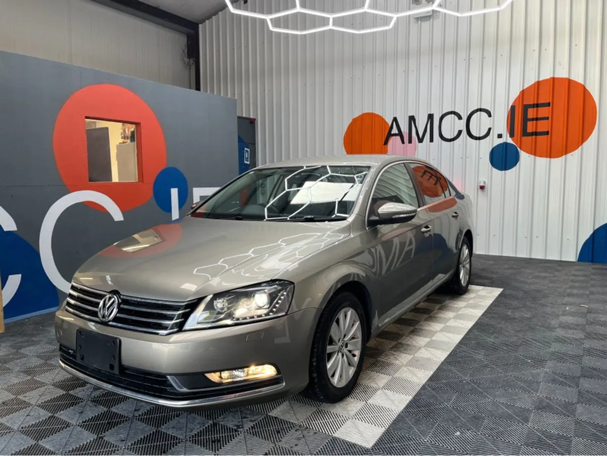 Volkswagen Passat Passat Automatic 1.4 Petrol / 1 - Image 3