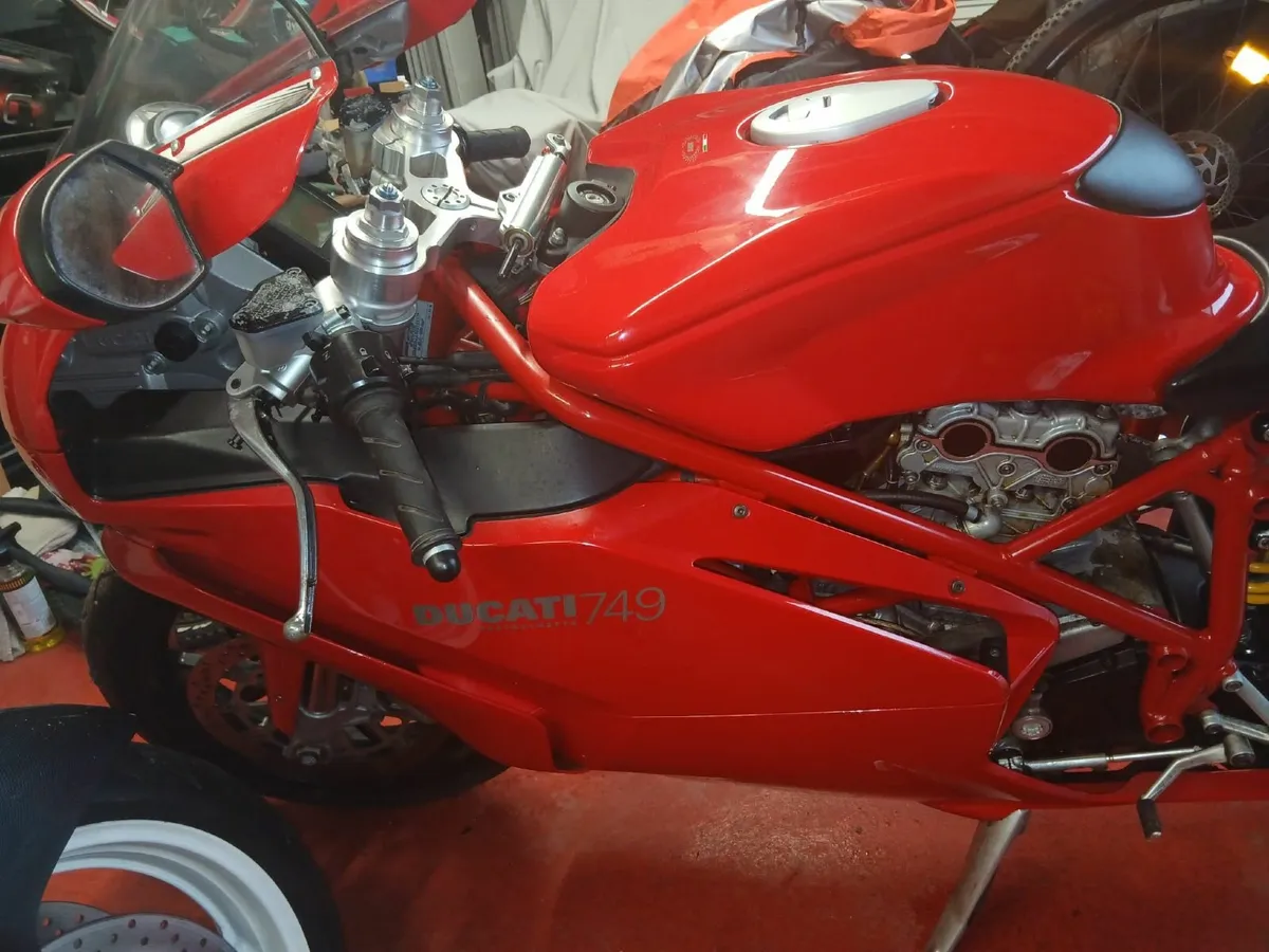 DUCATI 749 - Image 2