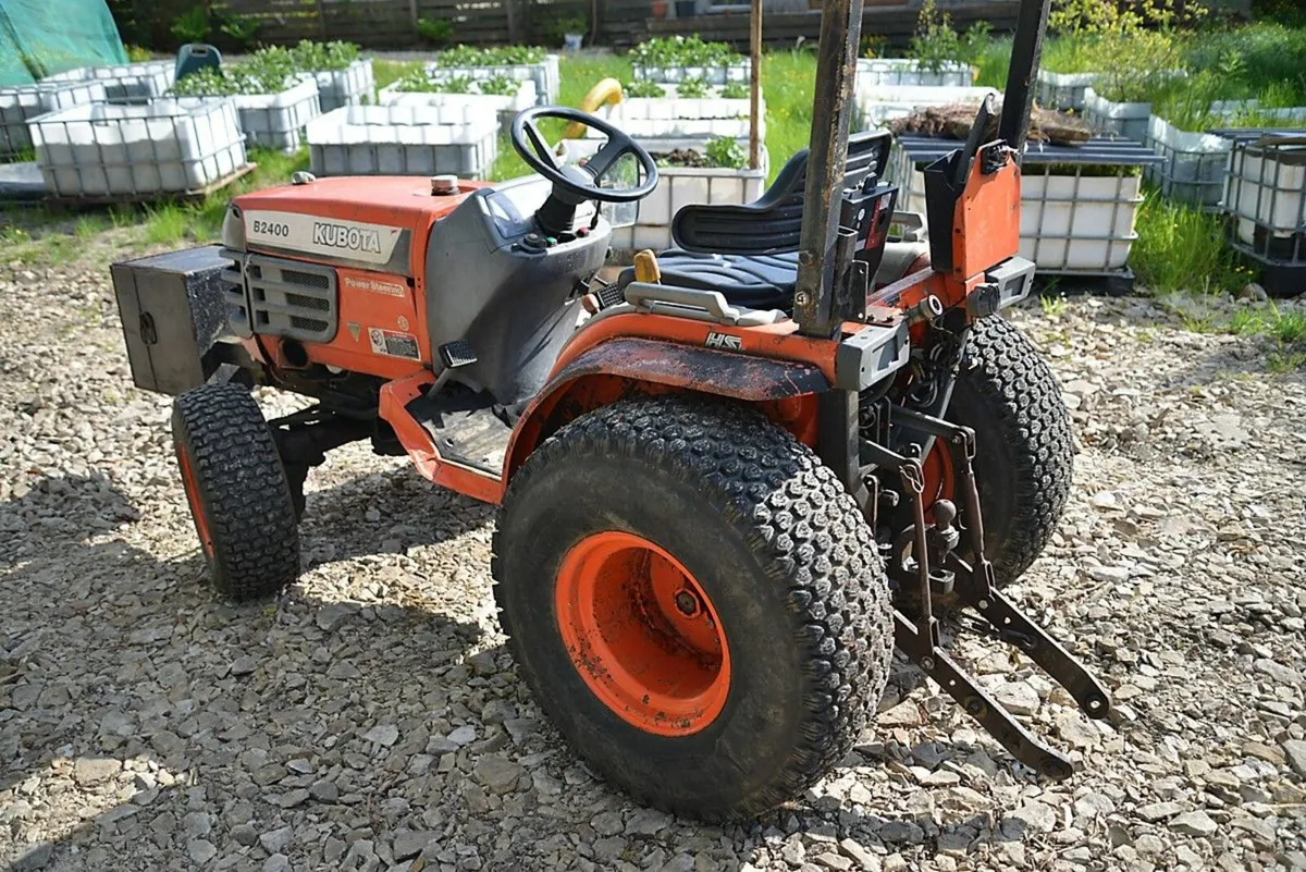 Kubota B2400 compact tractor 24hp - Image 4