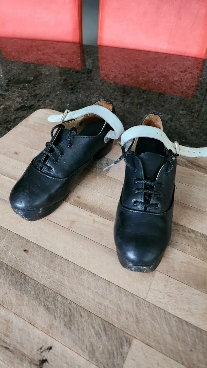Irish Dancing Fays Shoes size 3 - Image 1