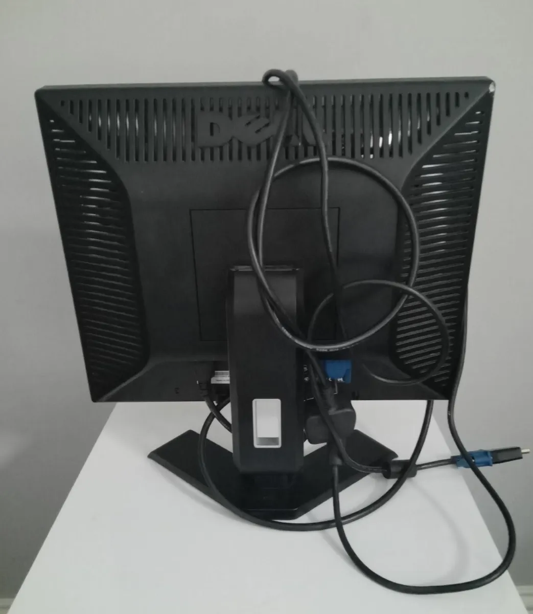 17 inch dell monitor - Image 1