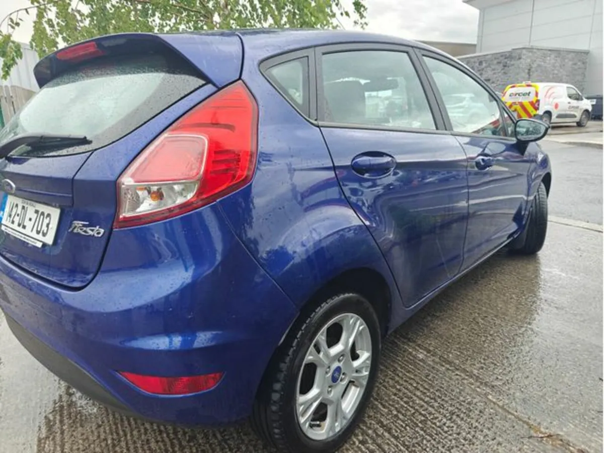 Ford Fiesta ZETEC/1.2 PETROL/NATIONWIDE WARRANTY - Image 4