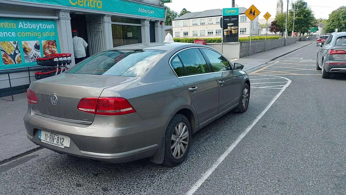 2011 VW PASSAT 1.6 Diesel - Image 2