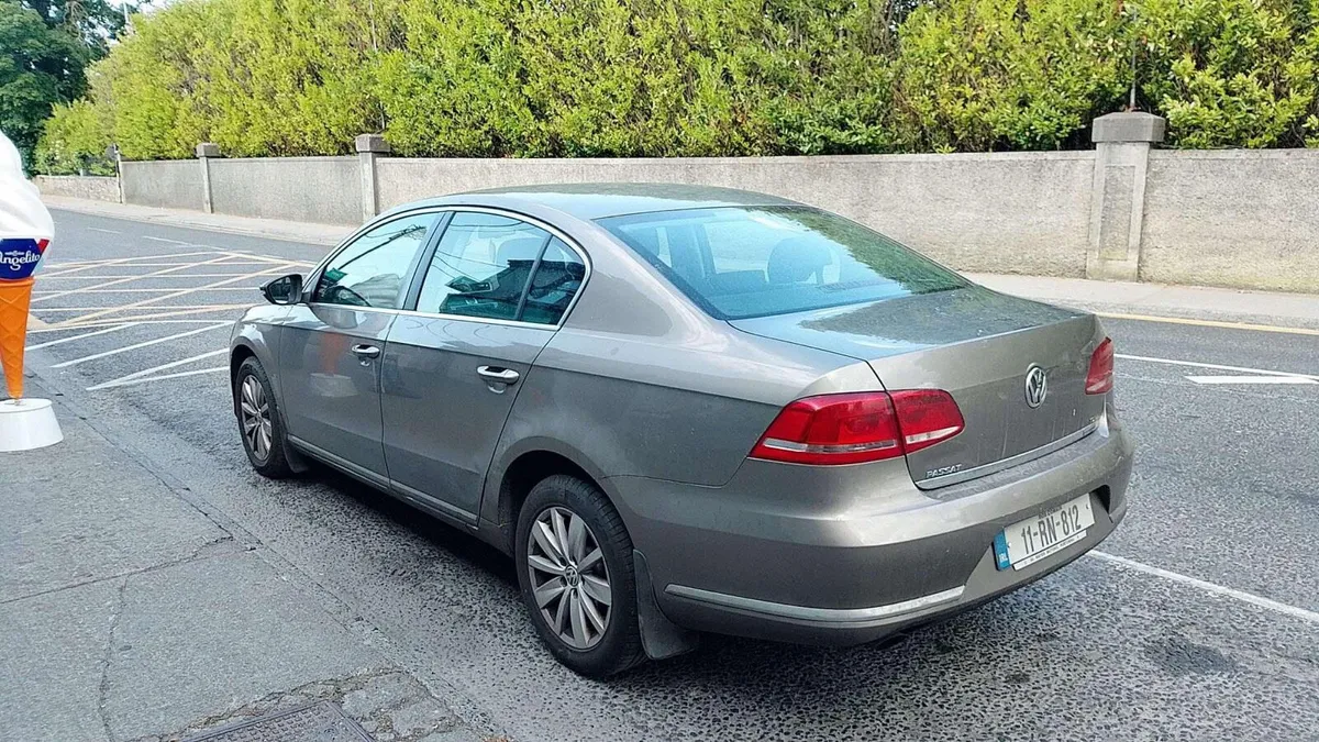 2011 VW PASSAT 1.6 Diesel - Image 3
