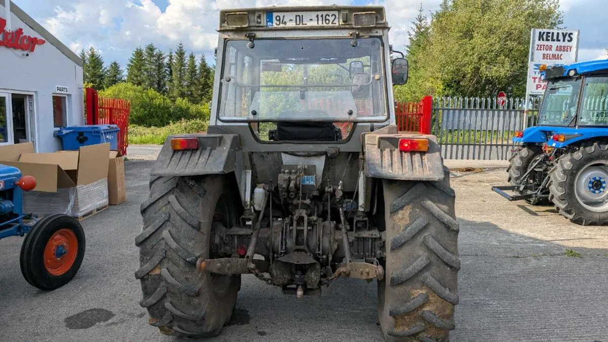 Massey Ferguson 365 - Image 4