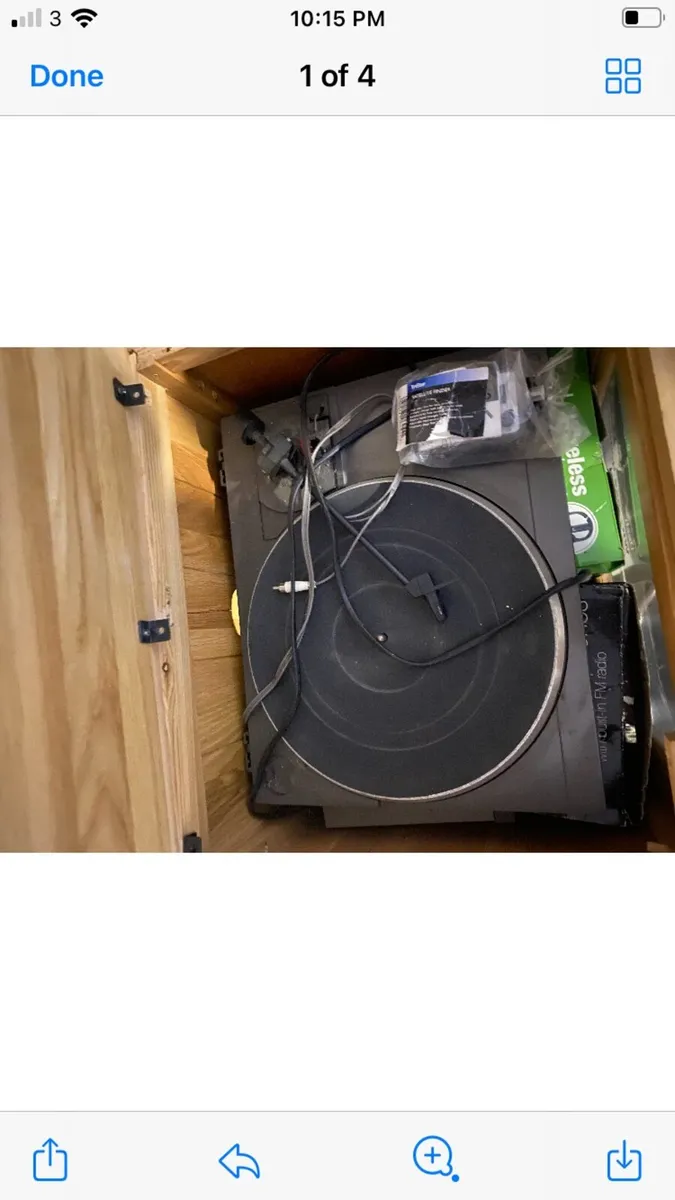 Sanyo record/tape player - Image 1