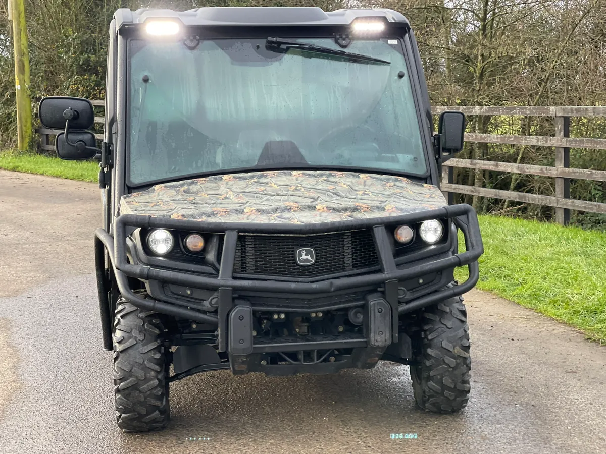 2022 John Deere Gator 865 with Canopy - Image 3