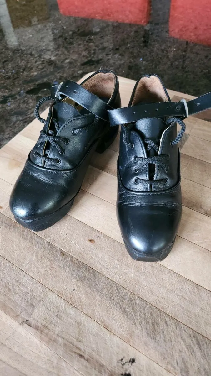 Irish Dancing Fays Shoes size 13.5 - Image 1