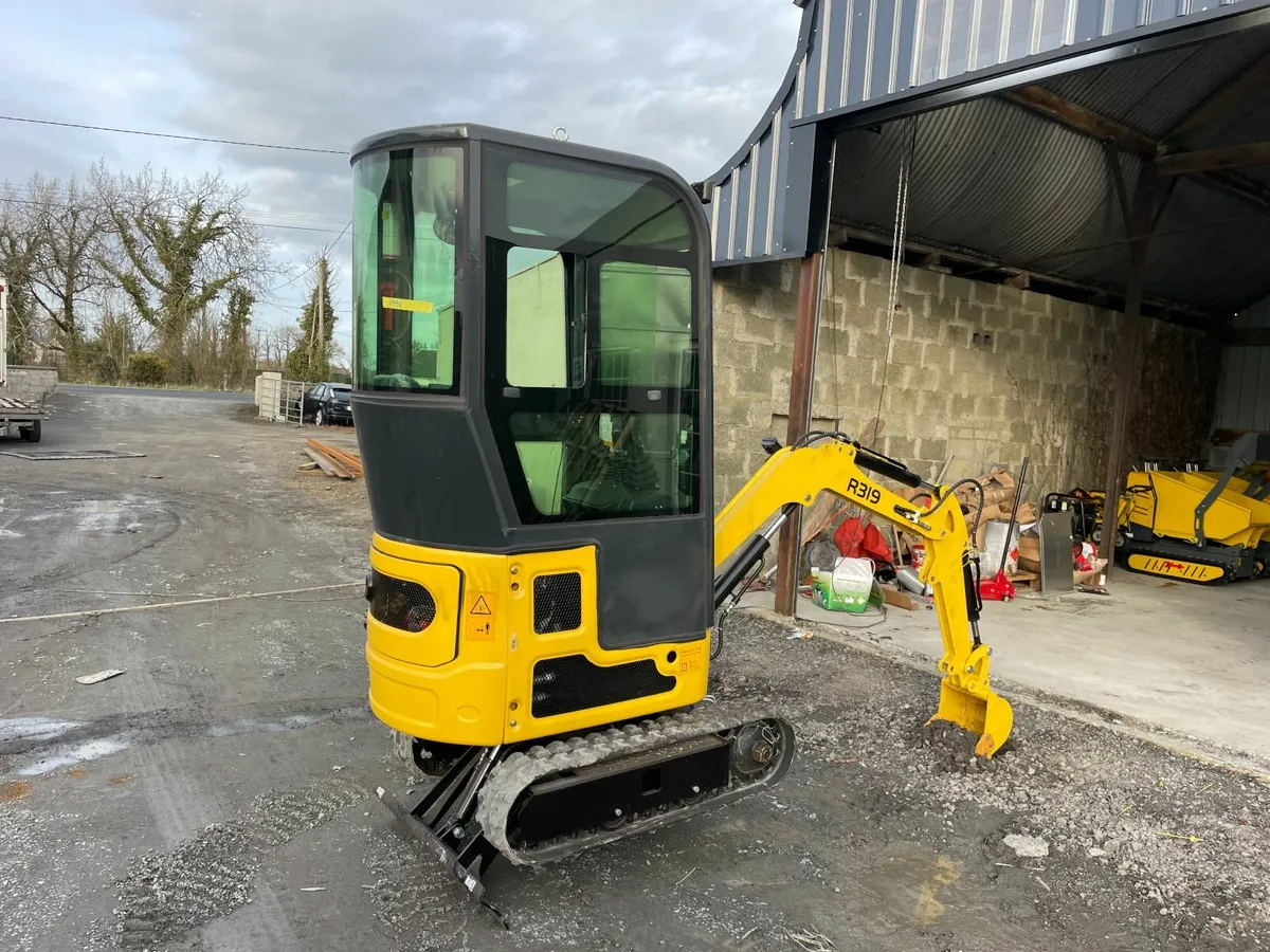 Special Offer Fully.. Cabbed Micro Digger Package. - Image 4