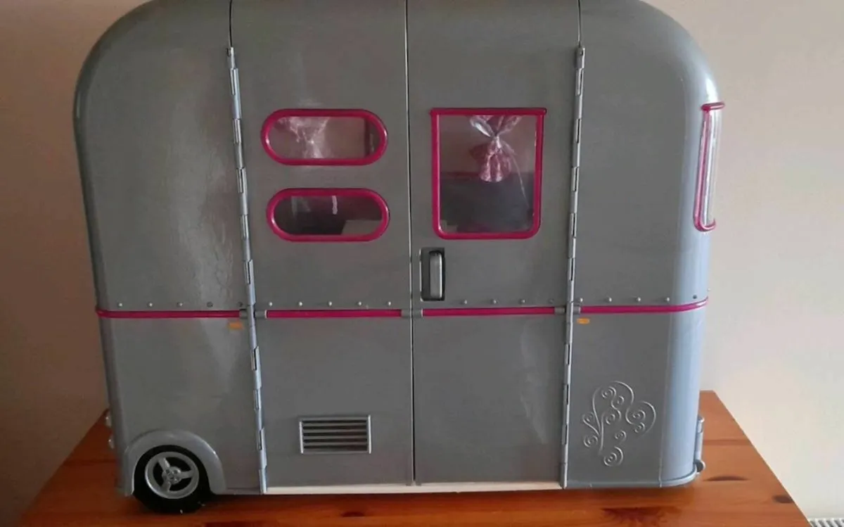 Our Generation Shannon Doll, Camper Van, Jeep, Car - Image 3