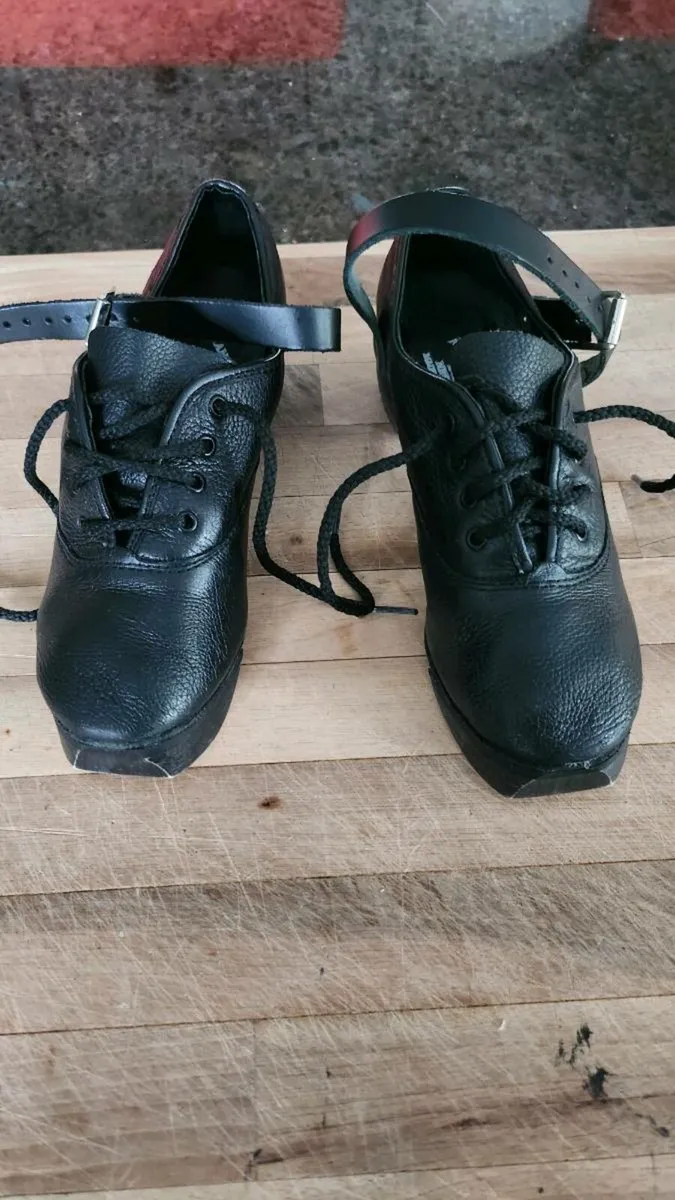 Irish Dancing Antonio Pacelli shoes size 2.5 - Image 2