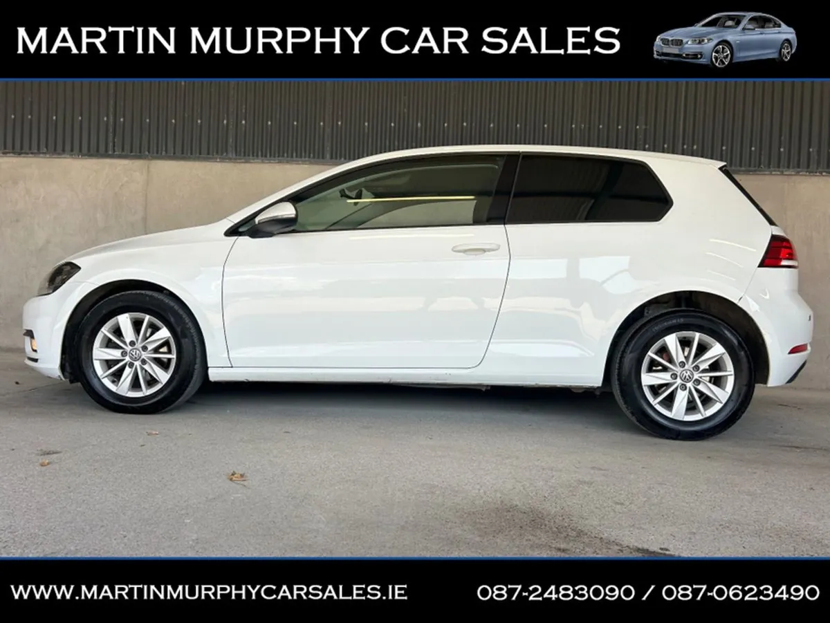 Volkswagen Golf 1.6 Trendline 90 BHP - Image 3