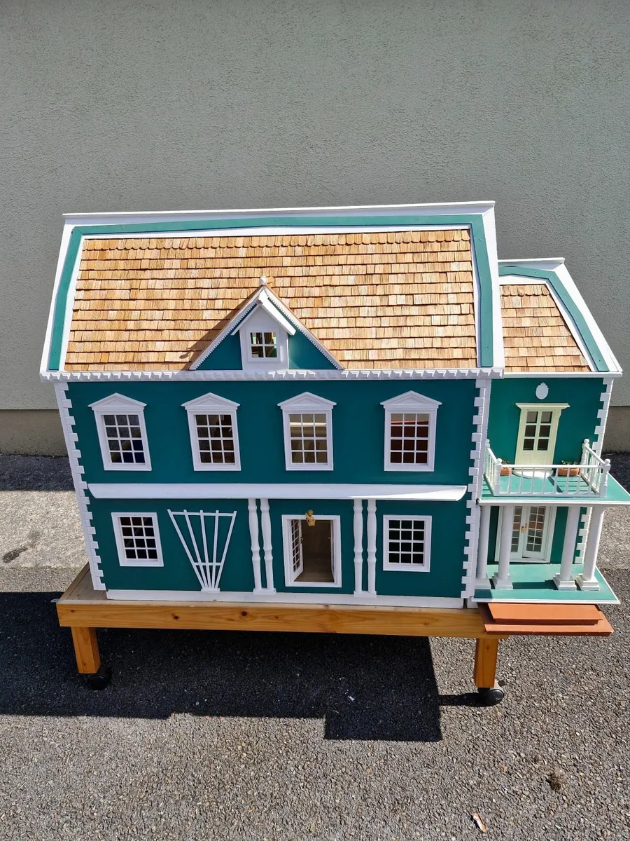 Dolls House - Image 1